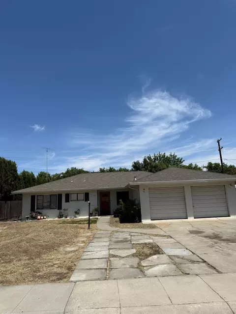 417 Eaton Ave, Tracy, CA 95376