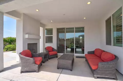 Exterior - 8317 Evans Tree Dr, Roseville, CA 95747 photo 3 of 8