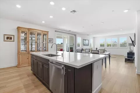 Kitchen - 8317 Evans Tree Dr, Roseville, CA 95747 photo 2 of 4