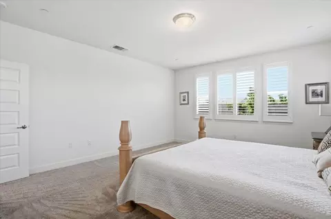 Bedroom - 8317 Evans Tree Dr, Roseville, CA 95747 photo 2 of 5