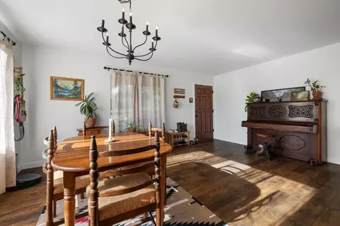 Dining - 20475 Eureka Dr, Sonora, CA 95370 photo 2 of 2
