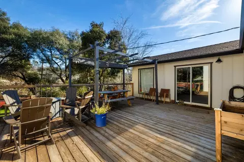 Exterior - 20475 Eureka Dr, Sonora, CA 95370 photo 2 of 9