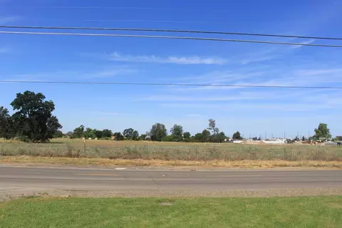 6640 34th, North Highlands, CA 95660