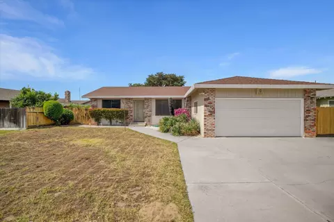 631 W Minnesota Ave, Turlock, CA 95382
