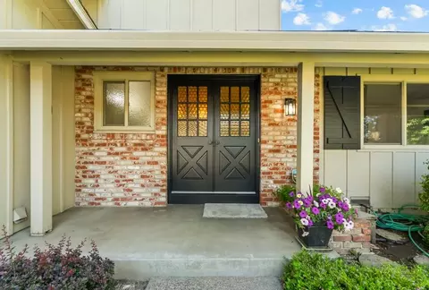 5249 Diablo Dr, Sacramento, CA 95842