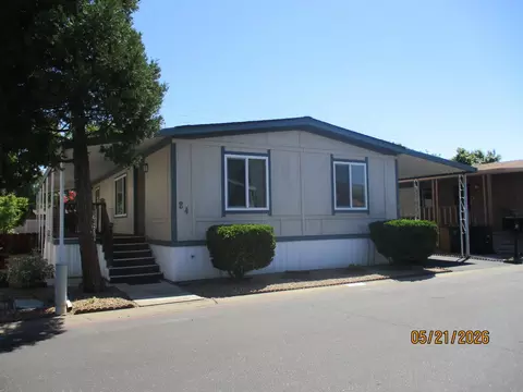 24 Schooner Ln, Modesto, CA 95356