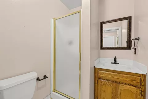 Bath - 3889 Rustic Rd, Cameron Park, CA 95682 photo 2 of 5