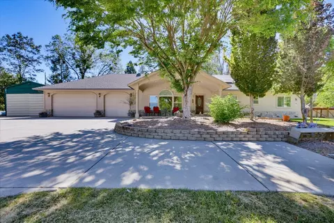665 Gladycon Rd, Colfax, CA 95713