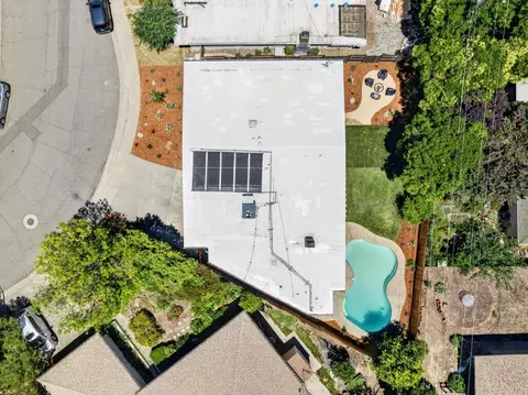 View/Area - 1400 Orange Ln, Davis, CA 95616 photo 4 of 5