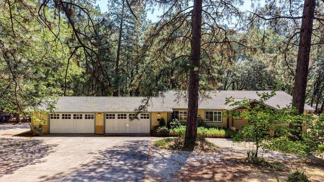 16067 Langley Pl, Grass Valley, CA 95949