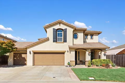 5209 Sire Ct, Riverbank, CA 95367