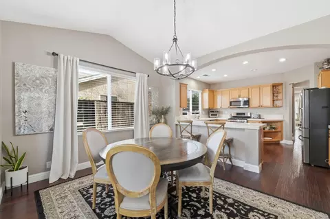 Dining - 2220 Ellison Dr, Modesto, CA 95355 photo 2 of 3