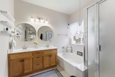Bath - 2220 Ellison Dr, Modesto, CA 95355 photo 1 of 3