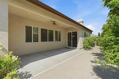 Exterior - 4129 Poppleton Way, Carmichael, CA 95608 photo 5 of 7