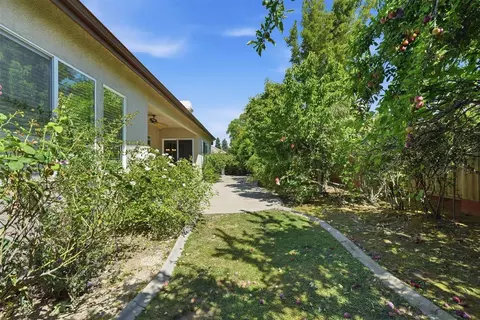 Exterior - 4129 Poppleton Way, Carmichael, CA 95608 photo 6 of 7