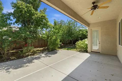 Exterior - 4129 Poppleton Way, Carmichael, CA 95608 photo 3 of 7