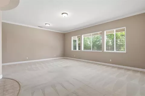 Living - 4129 Poppleton Way, Carmichael, CA 95608 photo 4 of 11