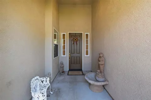 Entry Way - 4129 Poppleton Way, Carmichael, CA 95608 photo 1 of 6