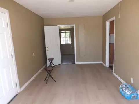 Living - 5763 E Morse Rd, Lodi, CA 95240 photo 1 of 7