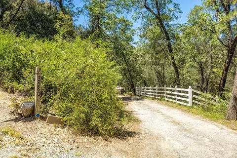 Exterior - 3580 Sluice Box Rd, Placerville, CA 95667 photo 12 of 15