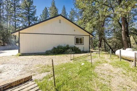 Exterior - 3580 Sluice Box Rd, Placerville, CA 95667 photo 9 of 15