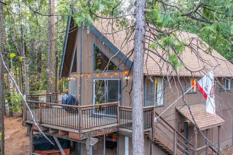 3790 Apache Rd, Dorrington, CA 95223