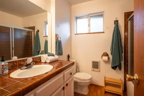 Bath - 3790 Apache Rd, Dorrington, CA 95223 photo 2 of 3