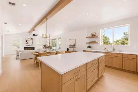 Kitchen - 376 Cuckoo Ct, Applegate, CA 95703 photo 4 of 5