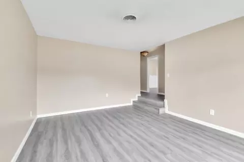 Living - 5274 Heritage Dr, Carmichael, CA 95608 photo 3 of 4