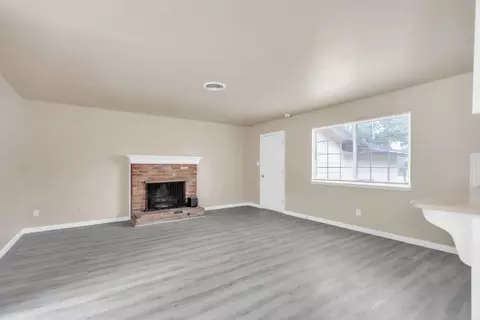Living - 5274 Heritage Dr, Carmichael, CA 95608 photo 4 of 4