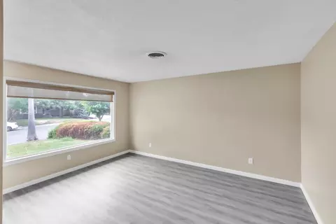 Living - 5274 Heritage Dr, Carmichael, CA 95608 photo 1 of 4