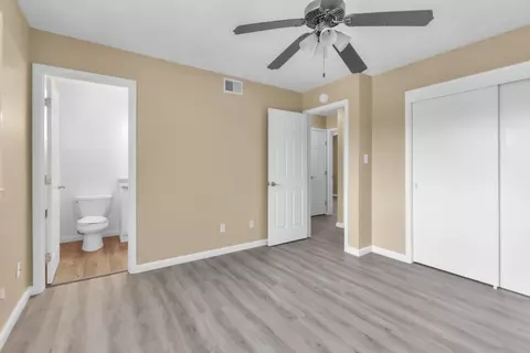 Bedroom - 5274 Heritage Dr, Carmichael, CA 95608 photo 2 of 4