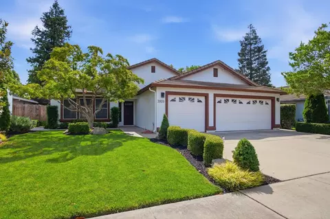 3920 Michelle Lynn Ct, Turlock, CA 95382