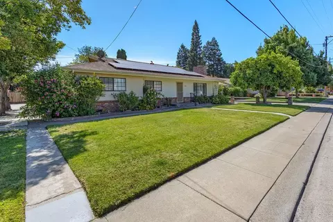 1604 Walnut Ave, Escalon, CA 95320