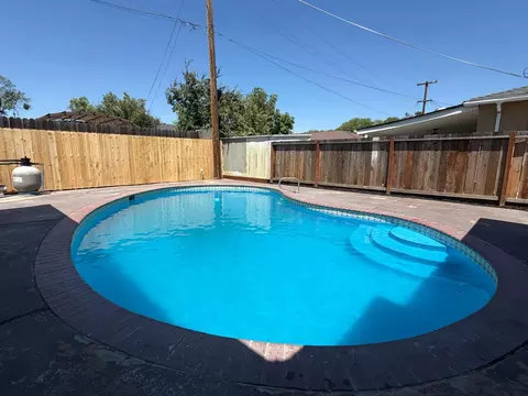 Exterior - 2304 Coston Ave, Modesto, CA 95350 photo 3 of 5