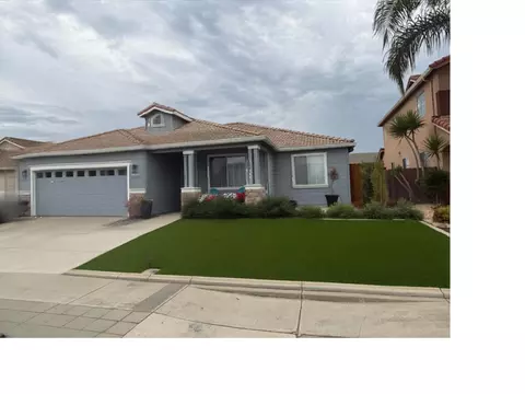 4581 Magnolia Dr, Turlock, CA 95382