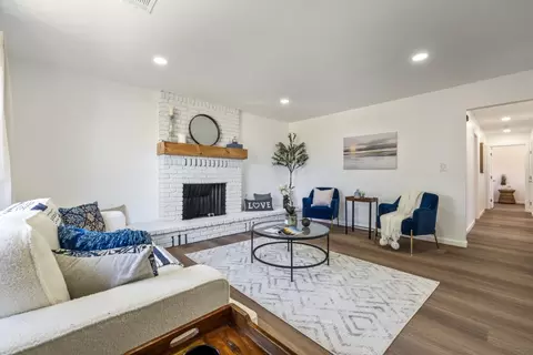 Living - 1744 Darwin Ct, Ceres, CA 95307 photo 2 of 2