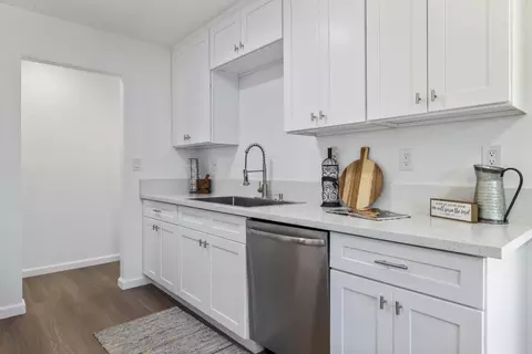 Kitchen - 1744 Darwin Ct, Ceres, CA 95307 photo 3 of 3