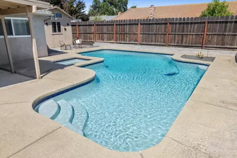 Exterior - 1744 Darwin Ct, Ceres, CA 95307 photo 5 of 9