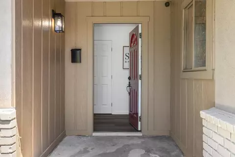 Entry Way - 1744 Darwin Ct, Ceres, CA 95307 photo 1 of 10