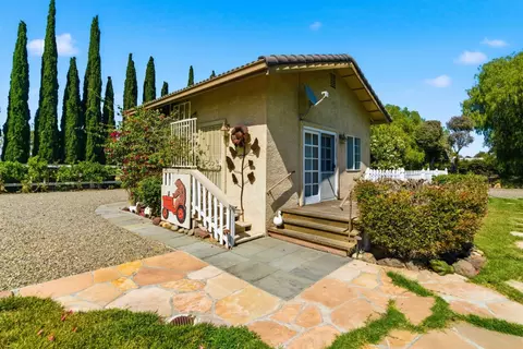 Exterior - 23472 Los Ranchos Dr, Tracy, CA 95304 photo 5 of 10