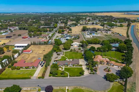 View/Area - 23472 Los Ranchos Dr, Tracy, CA 95304 photo 8 of 9
