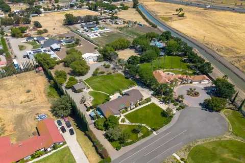 View/Area - 23472 Los Ranchos Dr, Tracy, CA 95304 photo 2 of 9
