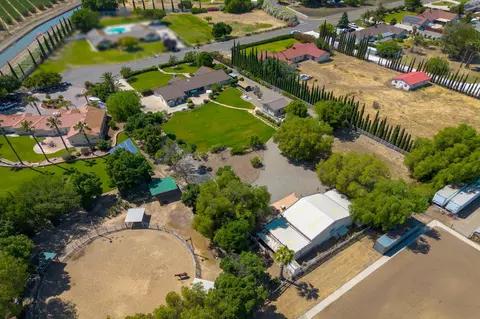 View/Area - 23472 Los Ranchos Dr, Tracy, CA 95304 photo 7 of 9