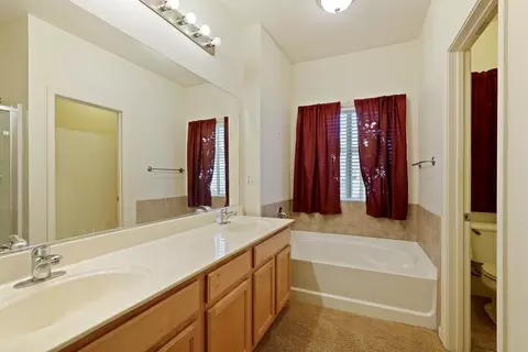 Bath - 378 Eagle, Ione, CA 95640 photo 2 of 3