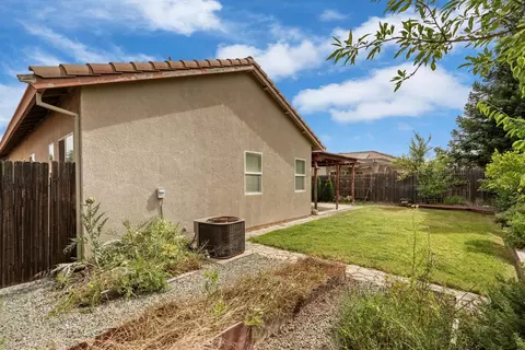 Exterior - 378 Eagle, Ione, CA 95640 photo 10 of 11