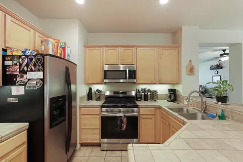 Kitchen - 378 Eagle, Ione, CA 95640 photo 5 of 5