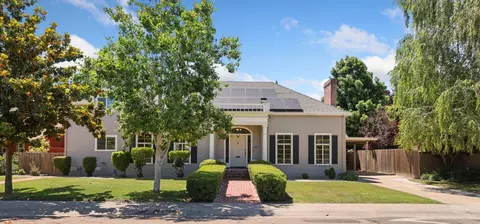 1162 Oxford Way, Stockton, CA 95204