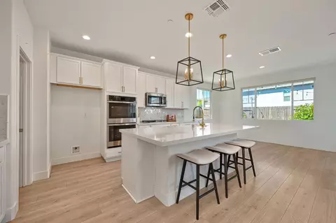 Kitchen - 356 River St, Lincoln, CA 95648 photo 4 of 6