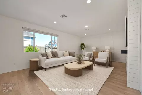 Living - 356 River St, Lincoln, CA 95648 photo 2 of 5
